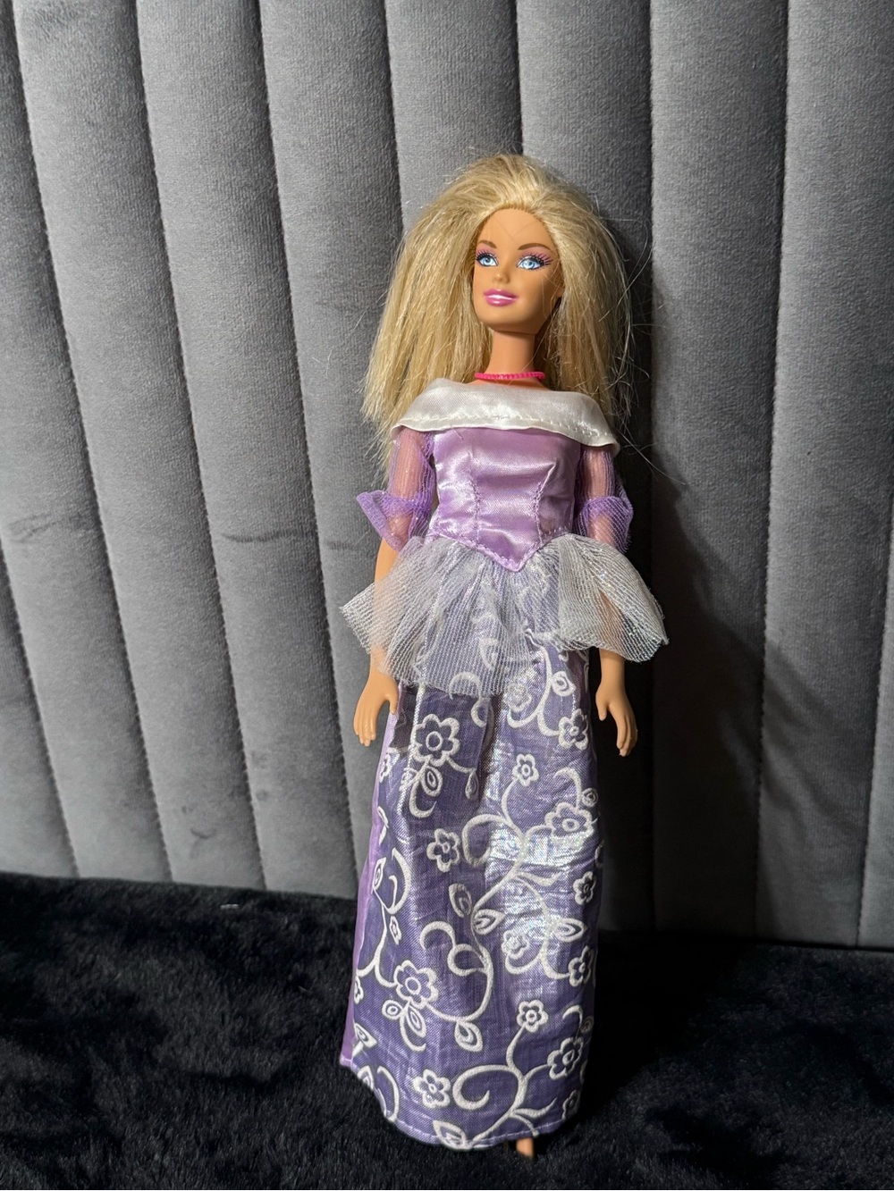 💖4/$25- 2010 Mattel Barbie Princess Doll Purple Satin Floral Gown Blonde Hair